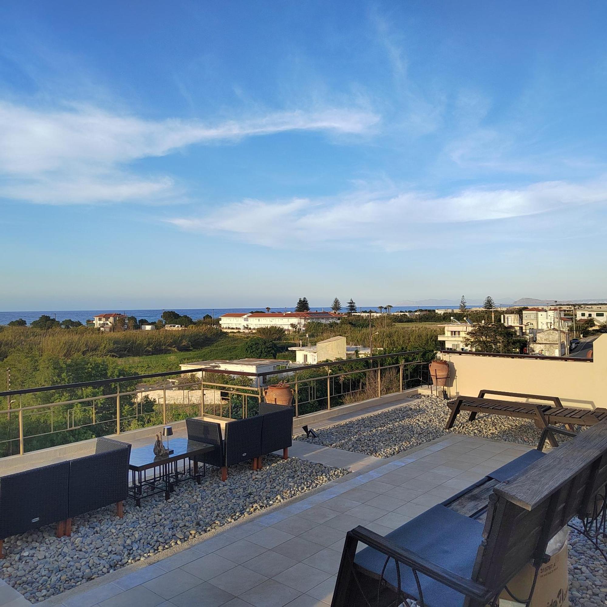 Manos Apartments Kolymbari Buitenkant foto